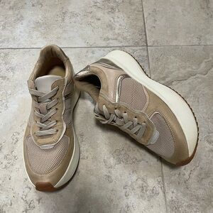 Zara Metallic Mesh Sneakers in Size 39(US 8)